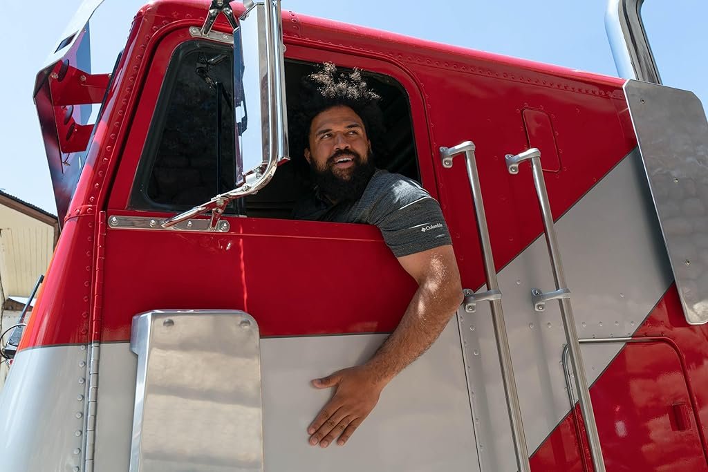 Steven Caple Jr. sur le tournage du film Transformers: Rise of the Beasts (2023)