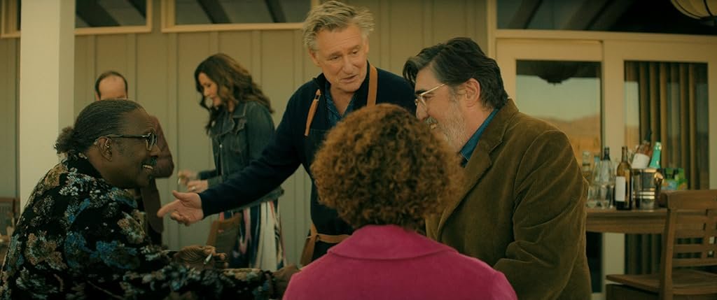 Geena Davis, Alfred Molina, Bill Pullman et Alfre Woodard dans The Boroughs (2026) de Netflix