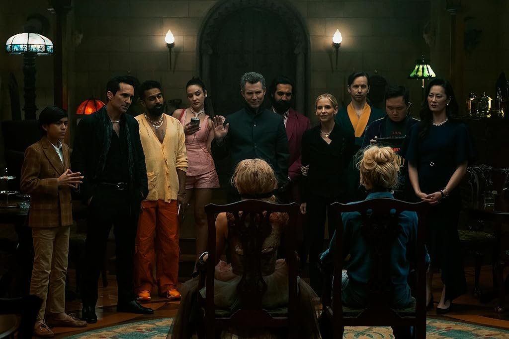 Sarah Michelle Gellar, Nestor Carbonell, Shawn Hatosy, Kathryn Newton, Dan Beirne, Juan Pablo Romero, Olivia Cheng, Samara Weaving, Varun Saranga, Nadeem Umar-Khitab, Masa Lizdek, et Antony Hall dans Ready or Not 2: Here I Come (2026)