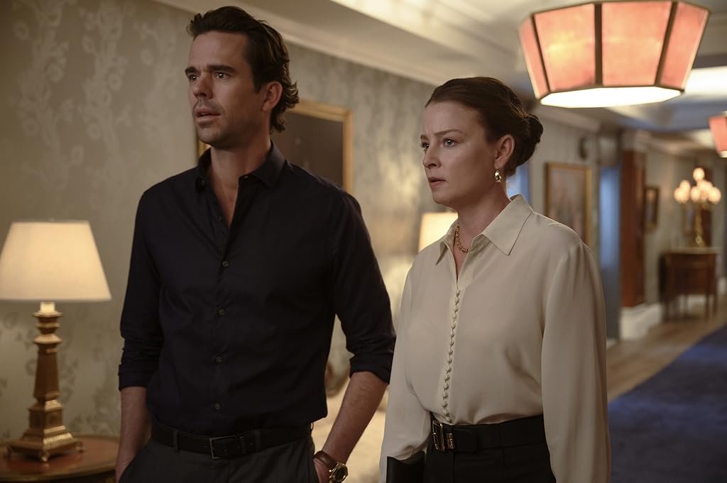 Rachel Nichols dans The Inheritance (2024) partagera le premier role avec Britt Robertson dans Night at the Carriage House