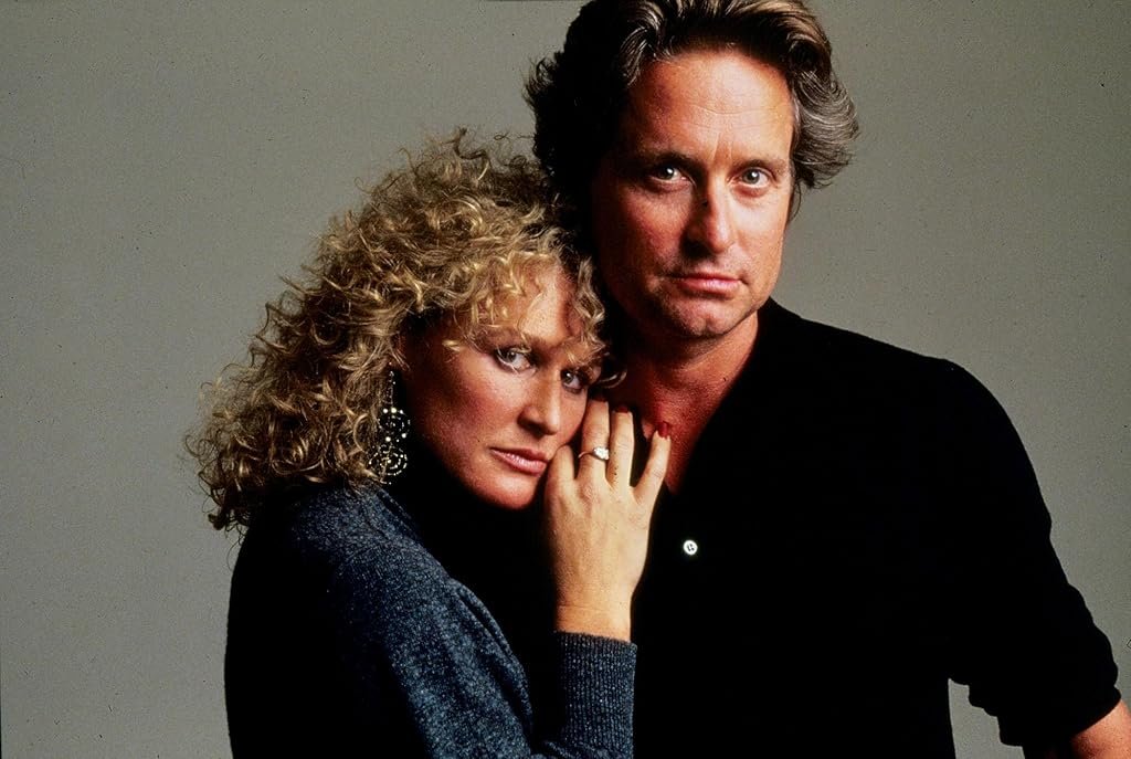 Michael Douglas et Glenn Close dans Liaison fatale (1987) d'ou le film Persona, de Paul Feig s'inspire