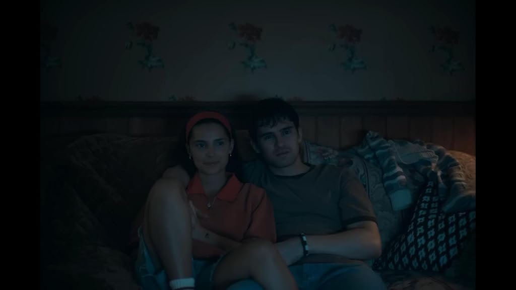 Michael Johnston et Inde Navarrette dans Obsession (2025)