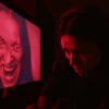 Nina Kiri dans Undertone (2025)