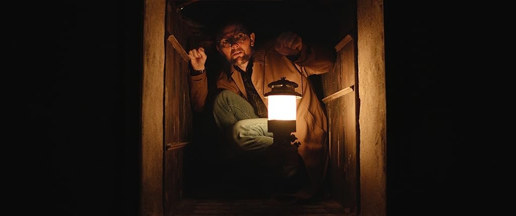 Adam Scott dans Hokum (2026)