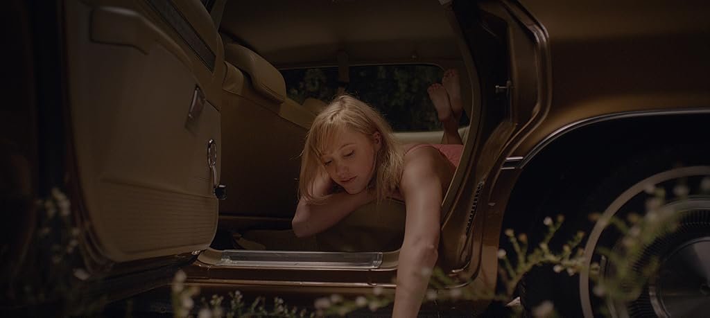 Maika Monroe dans It Follows (2014)