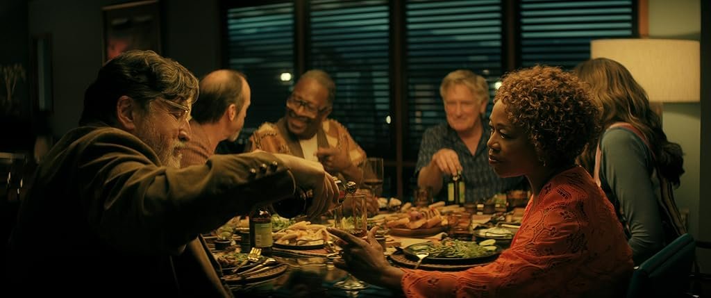 Geena Davis, Alfred Molina, Bill Pullman, Alfre Woodard, Denis O'Hare et Clarke Peters dans The Boroughs (2026)