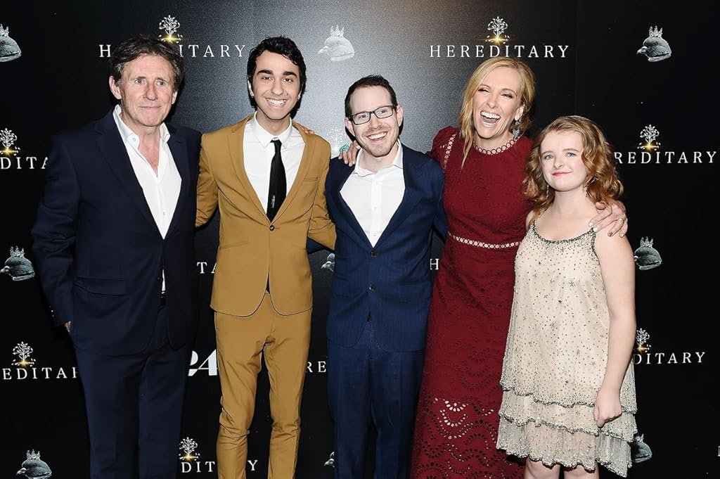 Gabriel Byrne, Toni Collette, Alex Wolff, Ari Aster et Milly Shapiro lors d'un événement pour Heredité (2018)