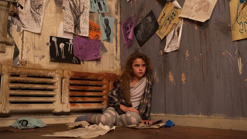 Lexy Kolker dans Freaks (2018)