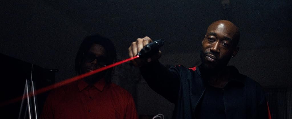 Flying Lotus et Freddie Gibbs dans Night Patrol (2025)