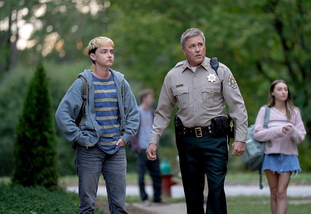 Lochlyn Munro et Benny Zielke dans Scary Movie (2026)