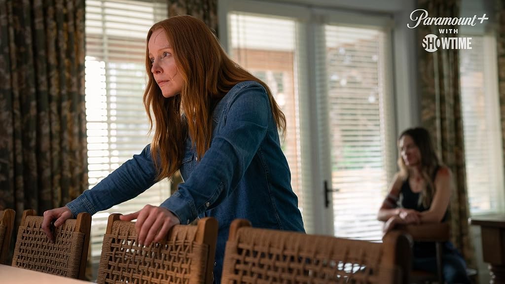 Hilary Swank et Lauren Ambrose dans Yellowjackets (2021)