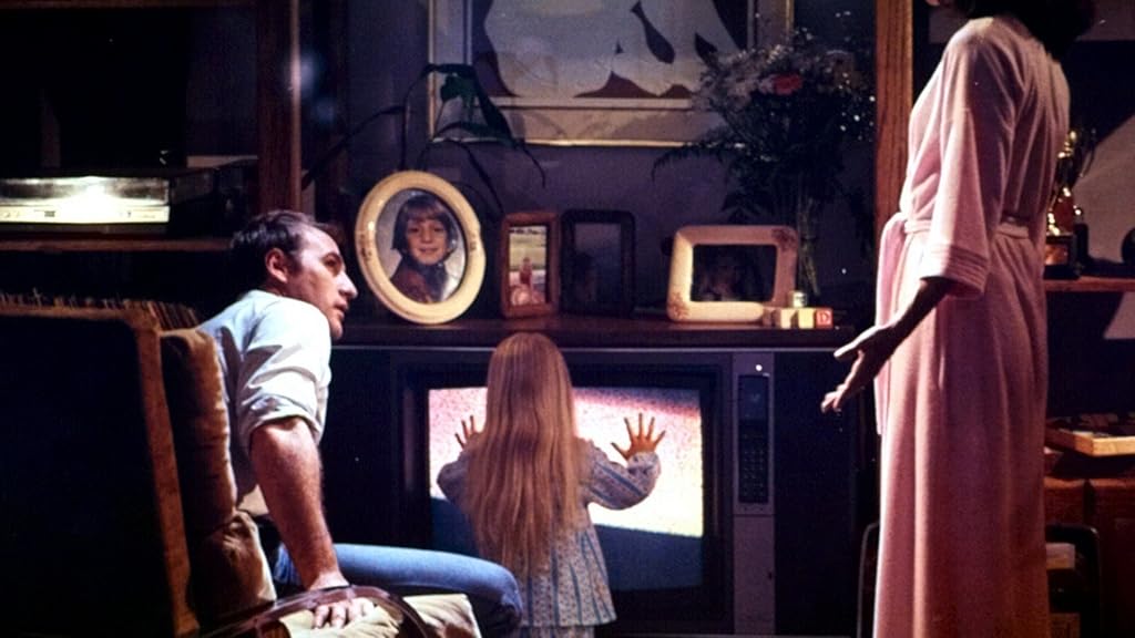 Heather O'Rourke, JoBeth Williams et Craig T. Nelson dans Poltergeist (1982)