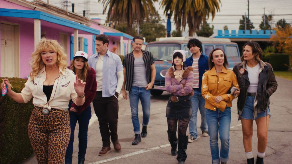 Heather Langenkamp, Scout Taylor-Compton, Danielle Harris, Monica Keena, Shane West, Austin Nordell, Daemon Hillin, Sierra McCormick et Zachary Roozen dans Last Chance Motel (2026)
