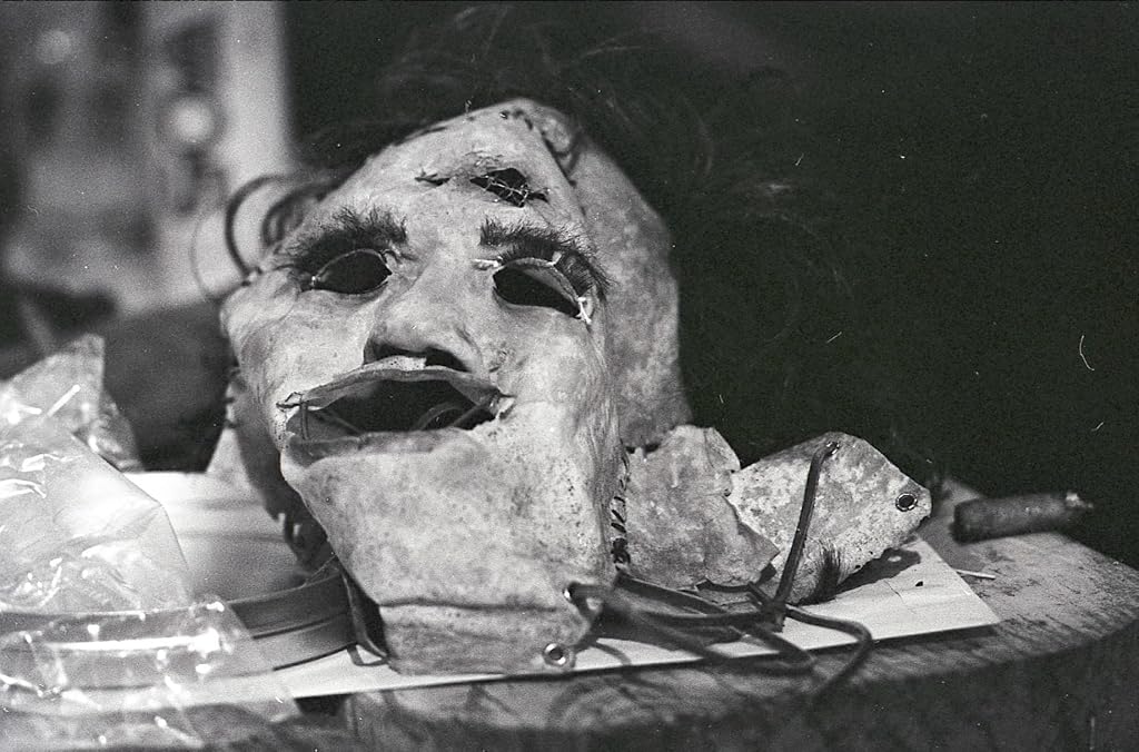 Massacre à la tronçonneuse (1974)