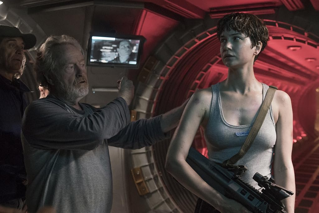 Ridley Scott et Katherine Waterston dans Alien: Covenant (2017)