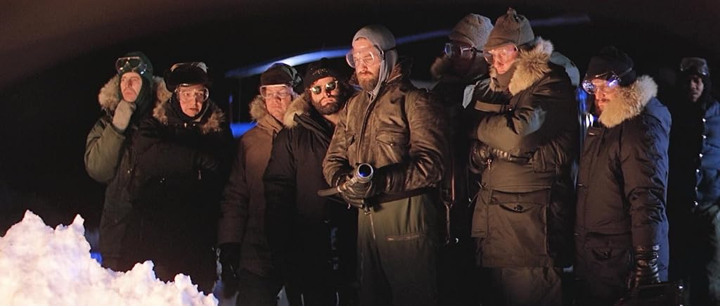 Kurt Russell, T.K. Carter, David Clennon, Keith David, Richard Dysart, Charles Hallahan, Donald Moffat, Joel Polis et Thomas G. Waites dans The Thing (1982)