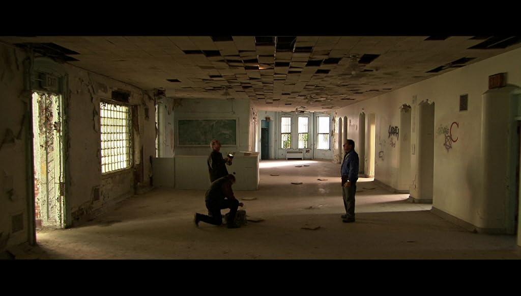David Caruso, Paul Guilfoyle et Peter Mullan dans Session 9 (2001)