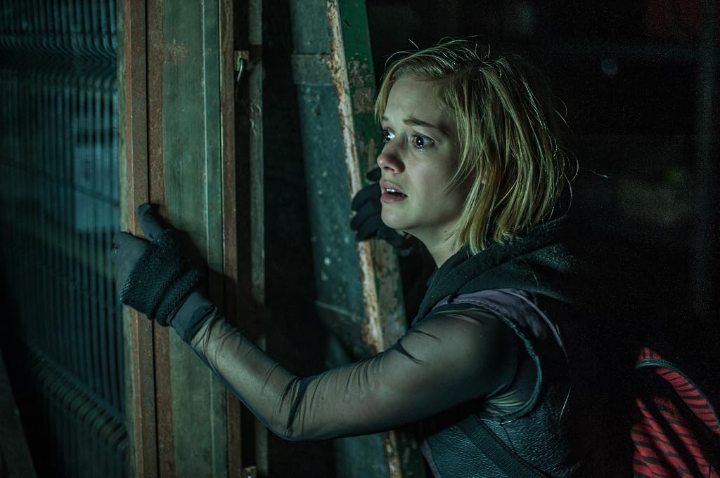 Jane Levy dans Don't Breathe : La Maison des ténèbres (2016)