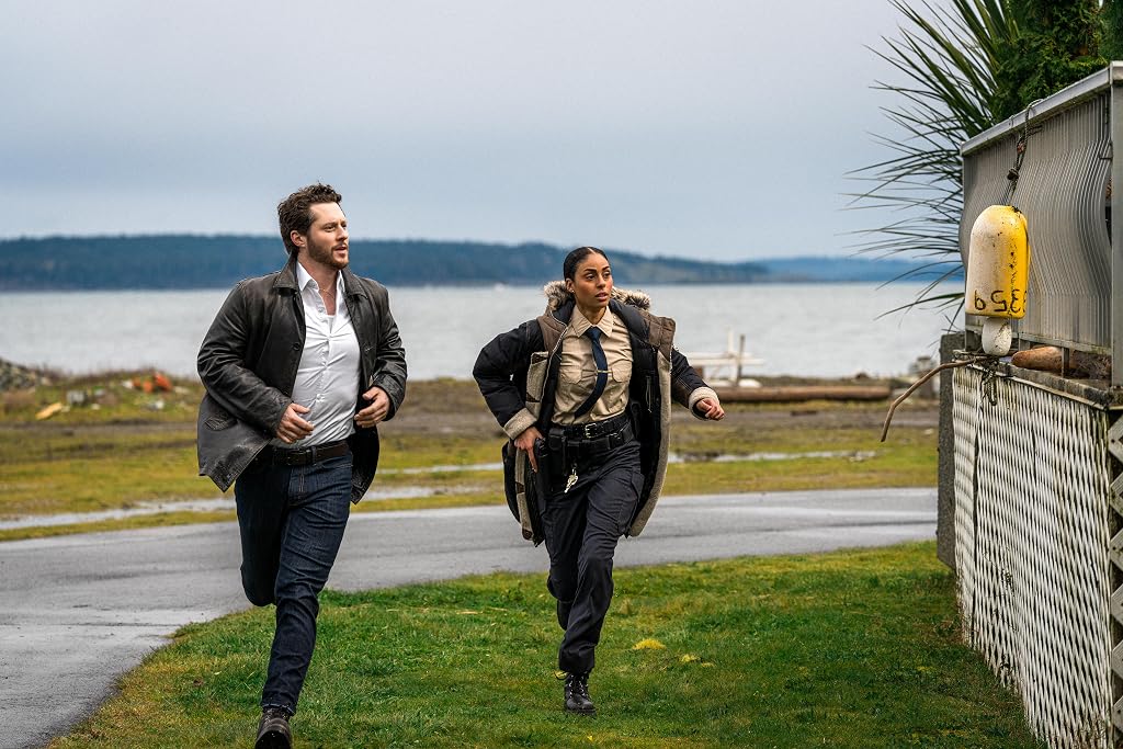 Noah Reid et Clark Backo dans Yaga (2026)