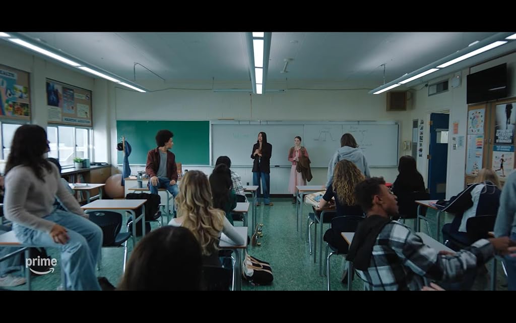 Josie Totah, Siena Agudong, Summer H. Howell et Alison Thornton dans Carrie (2026)