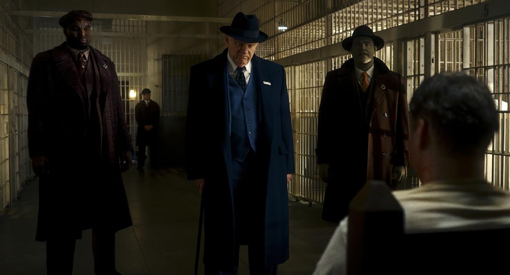Brendan Gleeson, Jack Huston, Andrew Lewis Caldwell et Abraham Popoola dans Spider-Noir (2026)