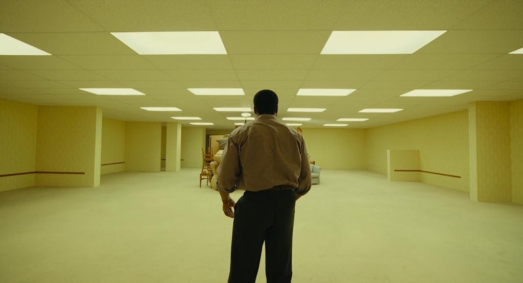 Chiwetel Ejiofor dans Backrooms (2026)