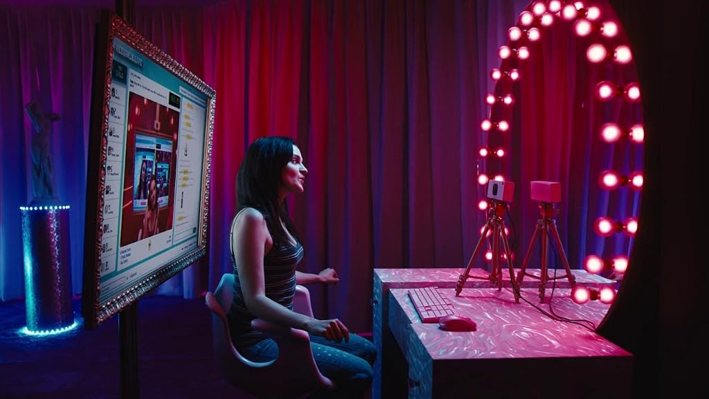 Madeline Brewer dans Cam (2018)