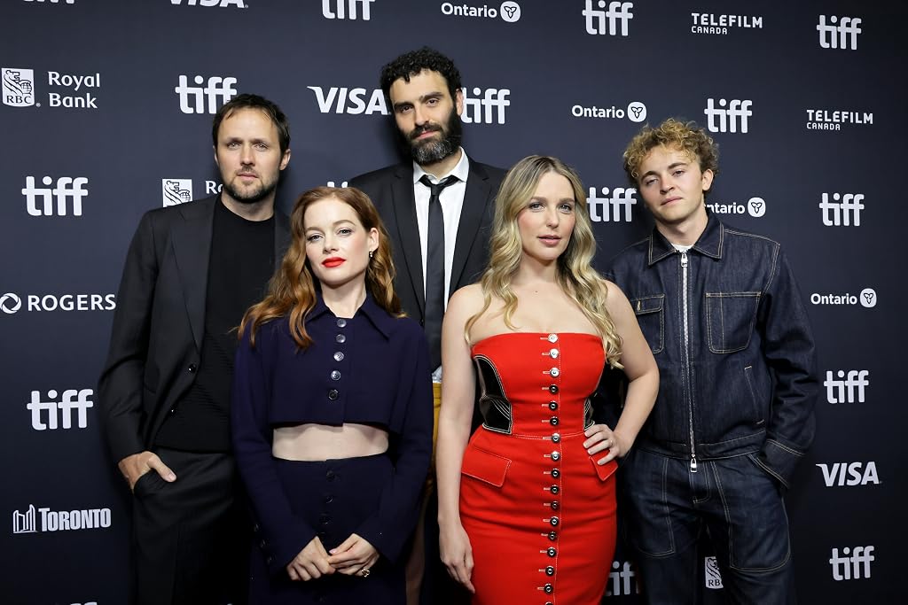 Max Mattern, Jessica Rothe, Jane Levy et Joshua Giuliano lors d'un événement pour *River* (2015)