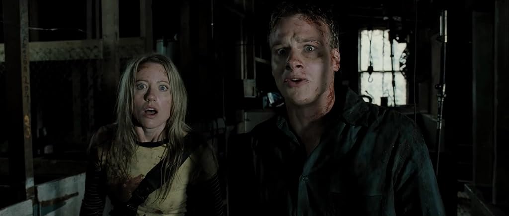 Danielle Mason & Nathan Meister dans Black Sheep (2006)