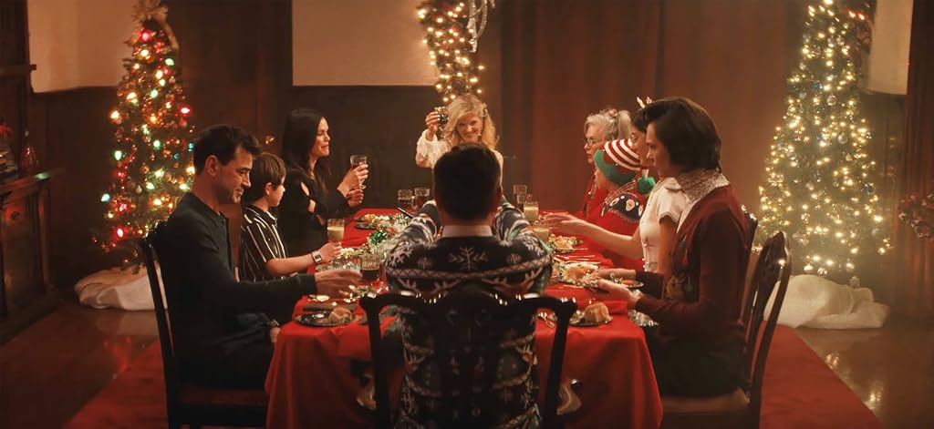 Beverly D'Angelo, Thomas Lennon, Ron Livingston, Arden Myrin, Rachel Bilson et Jack Jewkes dans Christmas at the Kringles (2026)