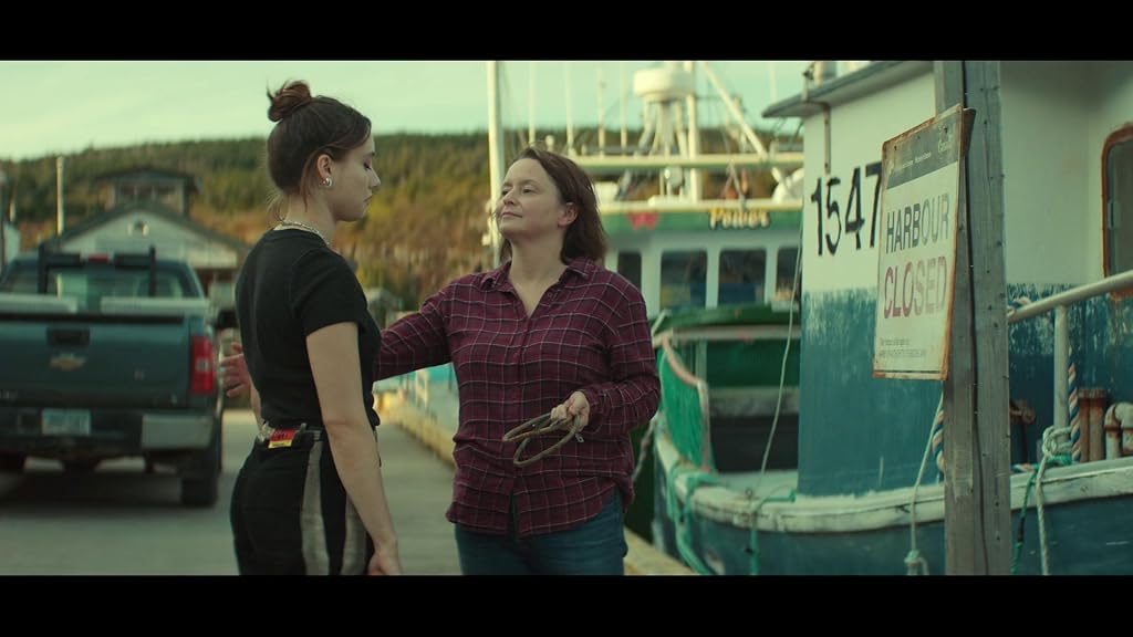 Willow Kean et Ruby Stokes dans Below (2026)