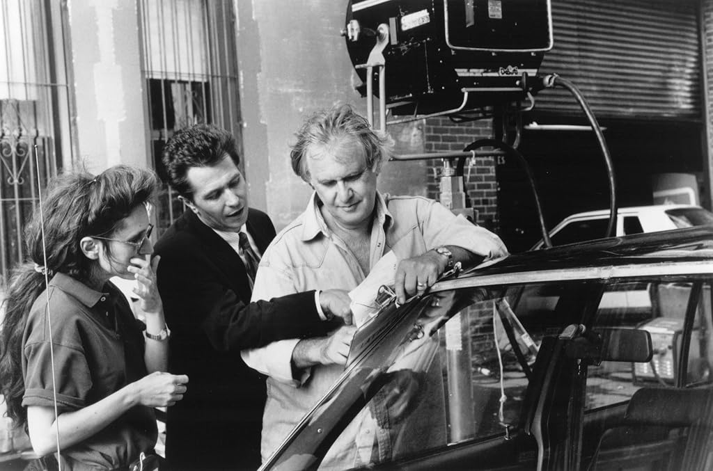 Gary Oldman, Hilary Henkin et Peter Medak dans Romeo Is Bleeding (1993)