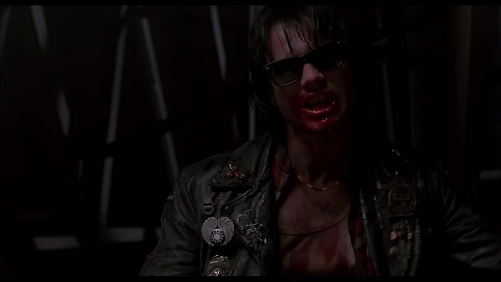 Bill Paxton dans Aux frontières de l'aube (1987)