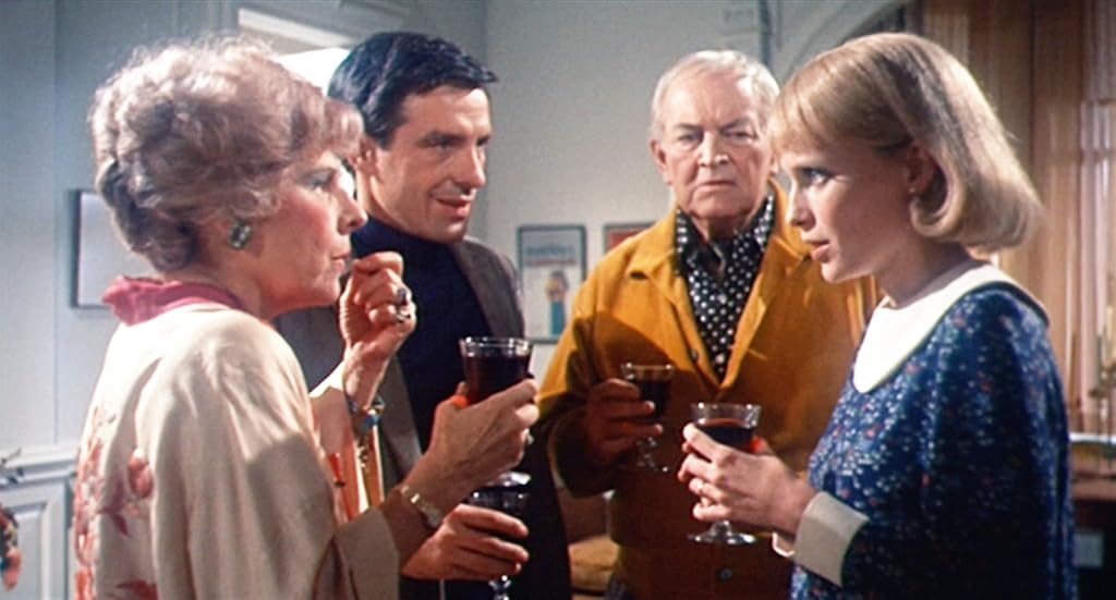John Cassavetes, Mia Farrow, Ruth Gordon et Sidney Blackmer dans Rosemary's Baby (1968)