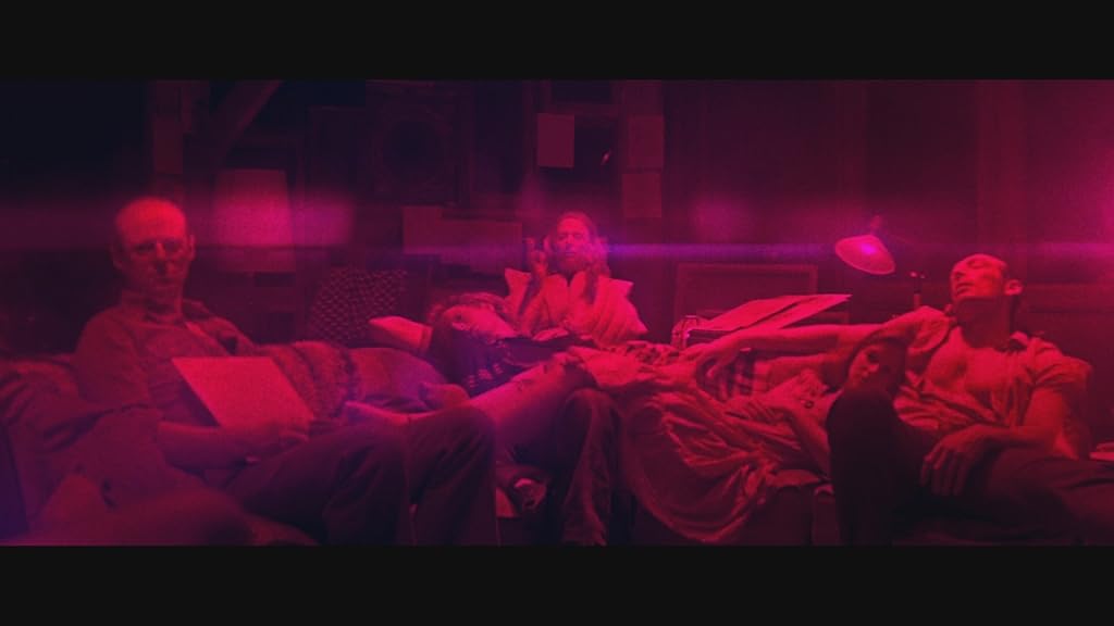 Ned Dennehy, Linus Roache, Line Pillet, Alexis Julemont et Clément Baronnet dans Mandy (2018)