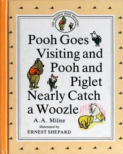 Couverture de Pooh Goes Visiting and Pooh & Piglet Nearly Catch a Woozle